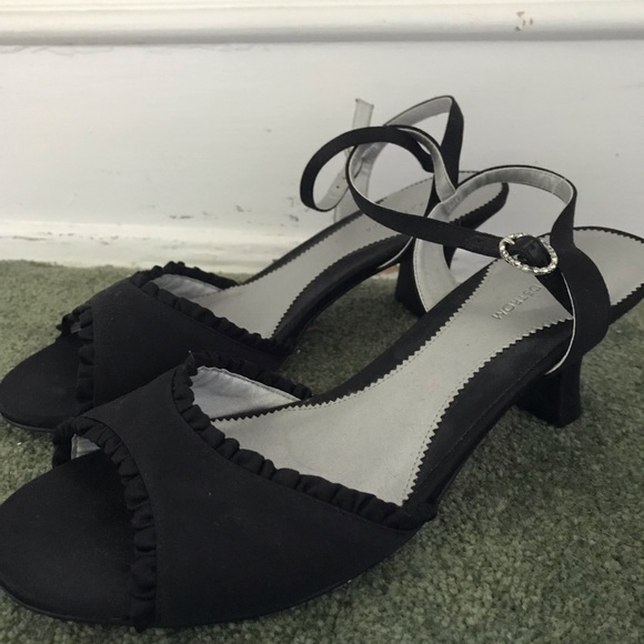 Nordstrom Black Heels - Picture 2 of 4